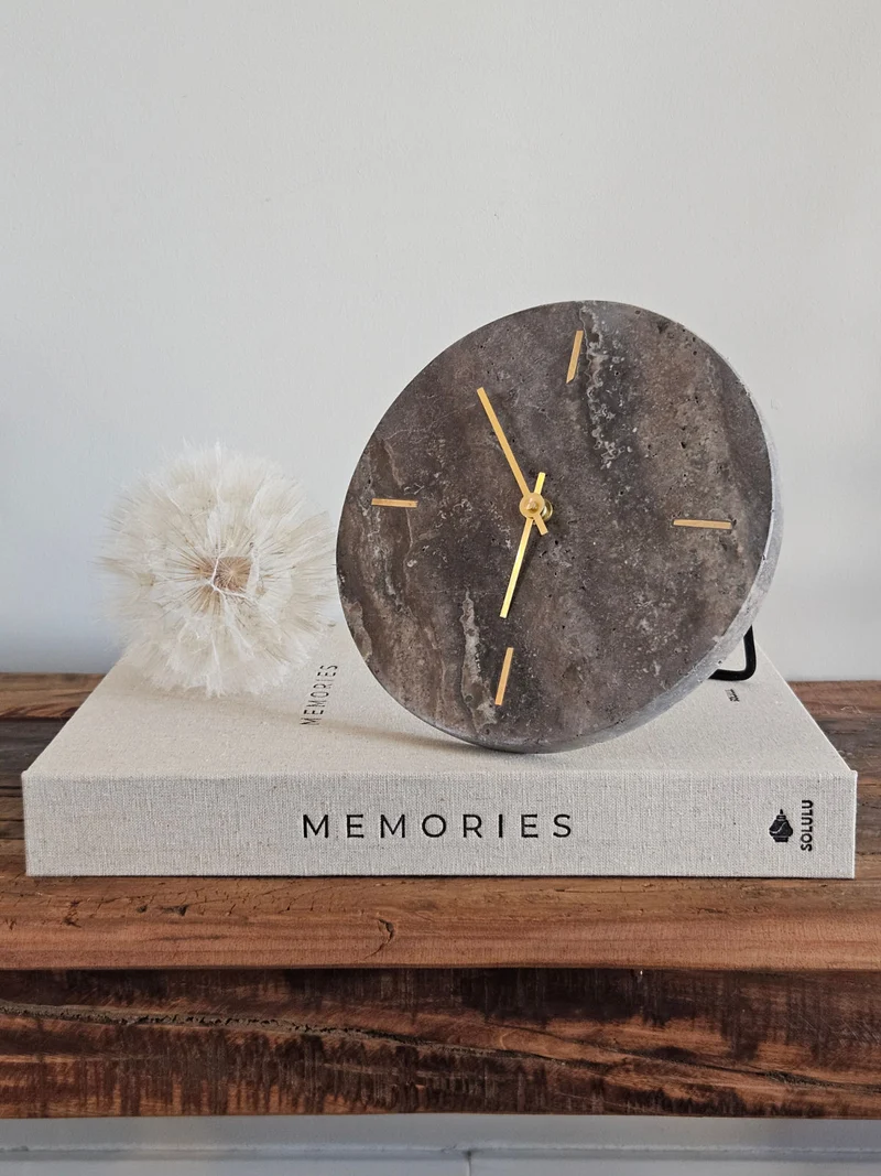 Light & Living Klok Jenay Bruin Travertin