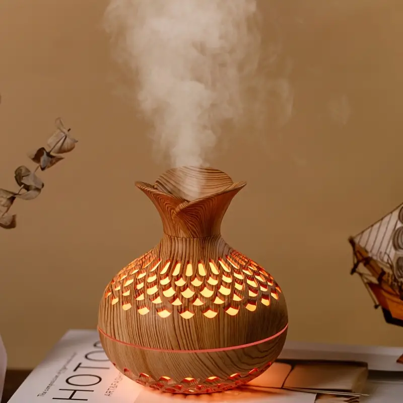 Moderne Aroma Diffuser met Sfeerlicht voor Ontspanning en Stijlvol Interieur